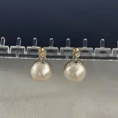 揺れる　コットンパール　ピアス