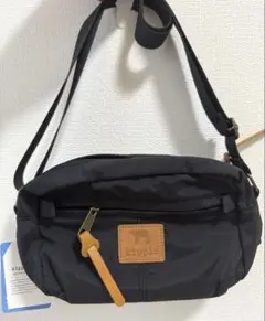 【新品未使用】Kippis 北欧風 ショルダーバッグ 黒のサムネイル