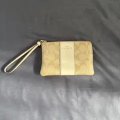 COACH ベージュ ポーチ 手首ストラップ付き