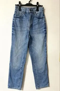 GU ジーユー　ハイウエストストレートジーンズ　Sサイズ