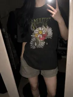 SALUTE Tシャツ フラワー スマイル