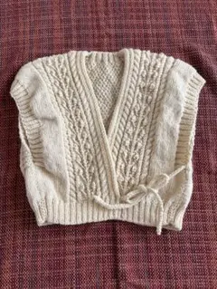 ハンドメイド♡アイボリー ケーブル編み ニットベスト