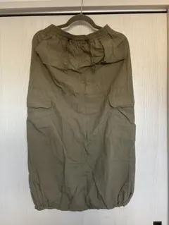 GU オリーブ色 ロングスカート