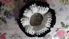 ハンドメイド　手編みダブルフリルのシュシュ