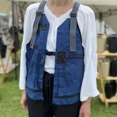 Item thumbnail for item 35f9a06c-61f7-416c-9fb8-d1e9dddd5d4c