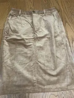 earth music＆ecology新品コーデュロイスカート