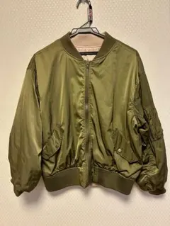 Ingni オリーブグリーン ボンバージャケット