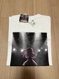 推しの子　ユニクロ　Tシャツ　白　ホワイト　2