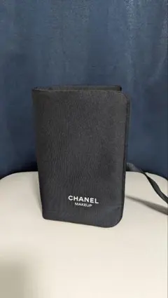 新品☆CHANEL MAKEUP ポーチ ブラックのサムネイル