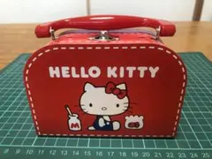 【新品】ハローキティ　いちご新聞　復刻コインパース