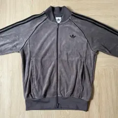 adidas SST アディカラー ベロア トラックトップ ジャージ グレー