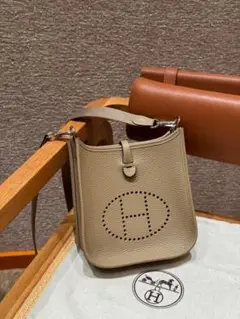 発送時間: 24時間以内✨ エルメス レザー ショルダーバッグ
