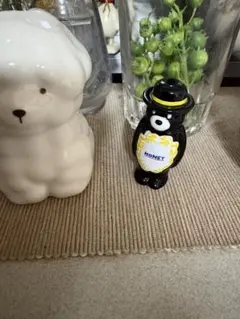 上出長右ェ門釜　ガチャガチャ　クマの置物 HONEY