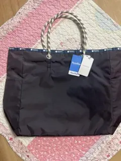 ファミリア トートバッグ