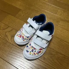 プーマ　18センチ　スニーカー