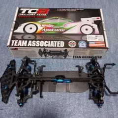【値下げ/新品未開封】アソシRC10用カーボンコンポジット スキッド付シャーシ 値下げ/新品未開封】アソシRC10用カーボンコンポジット スキッド