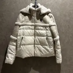 白 ダウンジャケット