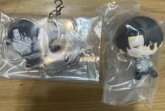 一番くじ 進撃の巨人 C賞 リヴァイ＆ちょこのっこ缶バッチフィギュアアクスタ 一番くじ 進撃の巨人 リヴァイ アクスタ 缶バッジ ちょこのっこ