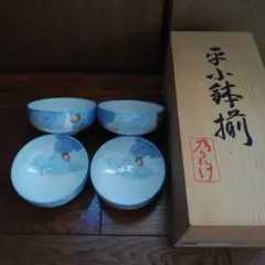 Noritake 乃りたけ　小鉢揃　五客セット　未使用品　共箱 未使用 乃りたけ ノリタケ 特選 小鉢揃 5客セット 角皿 小鉢 小皿 若宮