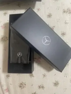 Mercedes-Benz 本革製 キーホルダー 12個 × 15 +余り1 - メルカリ
