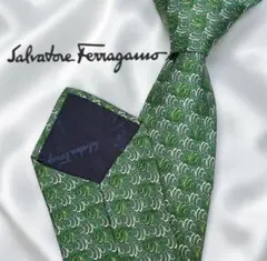 Salvatore Ferragamo ネクタイ シルク 総柄 グリーンD600