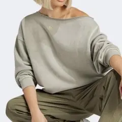 【未使用】adidas オフショルダー グレー トレーナー