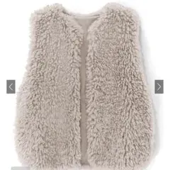 ベージュファーベスト