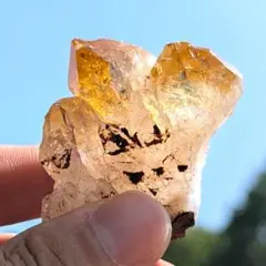 透き通るポイントだらけ シトリン 原石 太陽の力で明るく元気 ギフト 贈り物