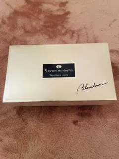 ニナファーム☆赤化粧水＆ボディソープ☆茶石鹸70g ニナファーム☆赤化粧水＆ボディソープ☆茶石鹸70g - メルカリ