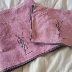 新品・タグシール付★イヴ・サンローラン★バスタオル、フェイスタオル　ピンク２枚組