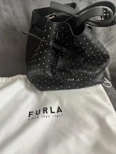 FURLA ブラック スタッズ コスタンザ バッグ