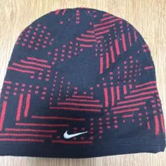 Nike ビーニー ニット帽 黒/赤 リバーシブル