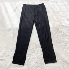 ブラック スラックス