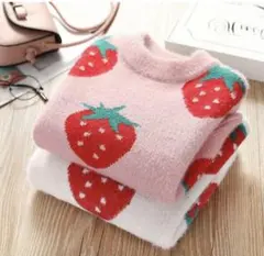 いちご柄　ニットトップス　キッズ
