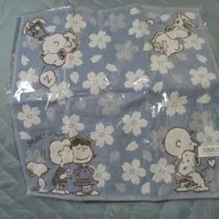 【未開封】PEANUTS スヌーピー タオルハンカチ 桜柄　ブルー系のサムネイル