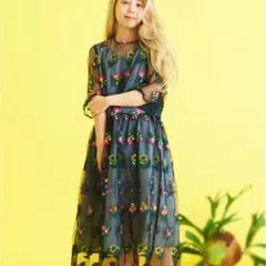 【お値下げ】Dot＆Stripes CHILD WOMAN刺繍チュールワンピースのサムネイル