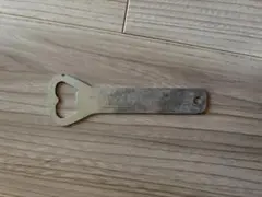 ビンテージ　栓抜き　キーホルダー　キーチェーン　ベルギービールのサムネイル