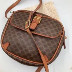 ！美品！　セリーヌ　ショルダーバッグ　マカダム　75aaのサムネイル