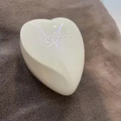 ReFa ハート型ヘアブラシ