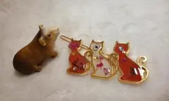 猫３匹のバレッタ（髪留め）アリス・赤