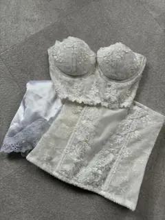 【匿名配送】美品　ブライダルインナー　3点セットのサムネイル