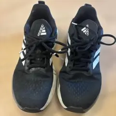 adidas ジュニアシューズ