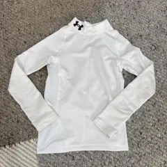 UNDER ARMOUR ホワイト 長袖 アンダーシャツ130