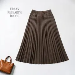 新品 URBAN RESEARCH DOORS プリーツスカート 茶 春秋 Mのサムネイル