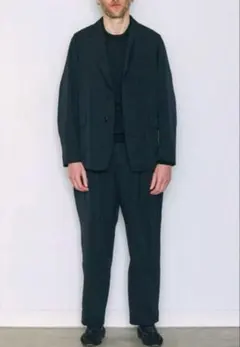 comoli 18aw ウールギャバ 2タックパンツのサムネイル