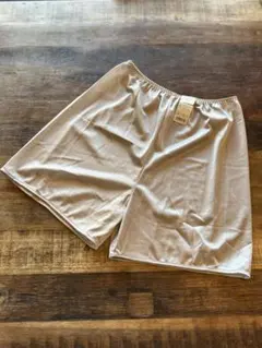 ベージュ ペチパンツ Lサイズ　ペチパン