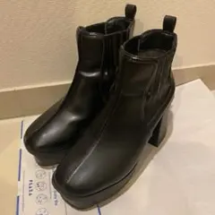 HARE ハレレディース ブラック ショートブーツのサムネイル