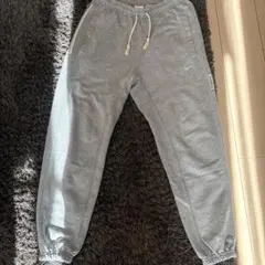 Nike グレー スウェットパンツ