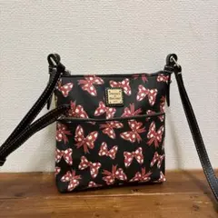 2026年最新】dooney bourke ディズニーの人気アイテム - メルカリ