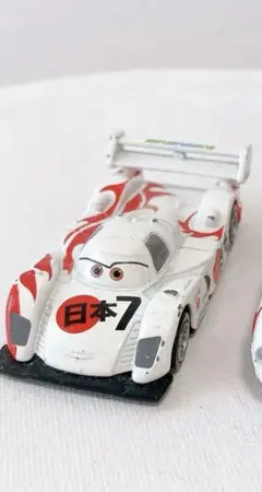 トミカ　カーズ　シュウトドロキ